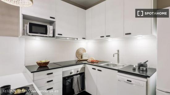 Apartamento de 2 dormitorios en alquiler en Barcelona - BARCELONA