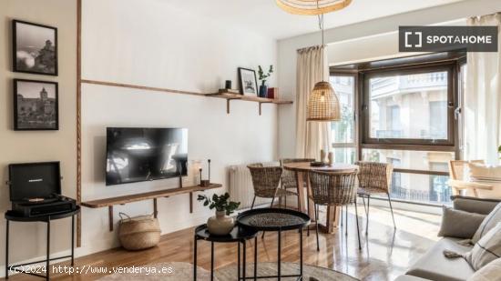 Apartamento de 1 dormitorio en alquiler en Madrid - MADRID