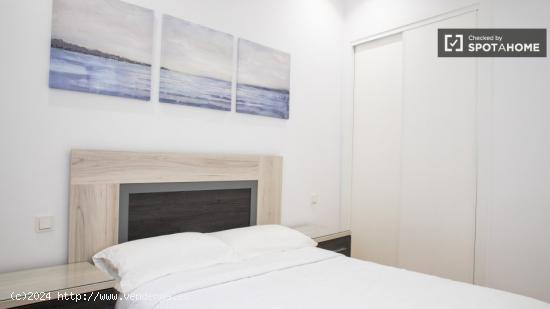 Apartamento de 2 dormitorios en alquiler en Centro - MADRID