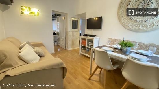 Apartamento de 2 dormitorios en alquiler en Madrid - MADRID