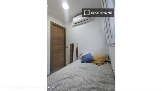 Habitación en piso compartido en madrid. - MADRID