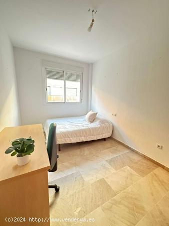 1 dormitorio en piso compartido en Córdoba - CORDOBA