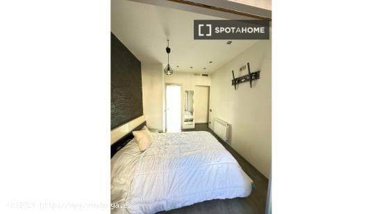 1 dormitorio en piso compartido en Barcelona - BARCELONA