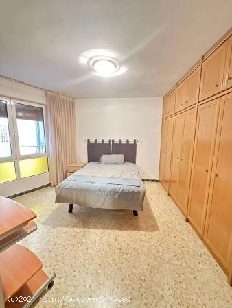  1 dormitorio en piso compartido en Zaragoza - ZARAGOZA 