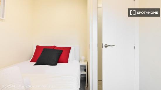 Apartamento de 2 dormitorios en alquiler en Ciutat Vella - BARCELONA