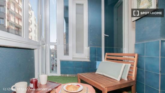 Habitaciones para alquilar en apartamento de 7 habitaciones en Sarrià-Sant Gervasi - BARCELONA