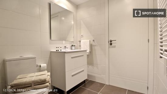 Apartamento de 2 dormitorios en alquiler en Madrid - MADRID