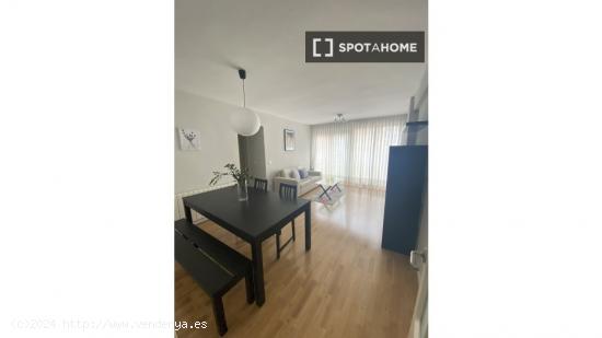 Apartamento de 2 dormitorios en alquiler en El Pilar, Madrid. - MADRID