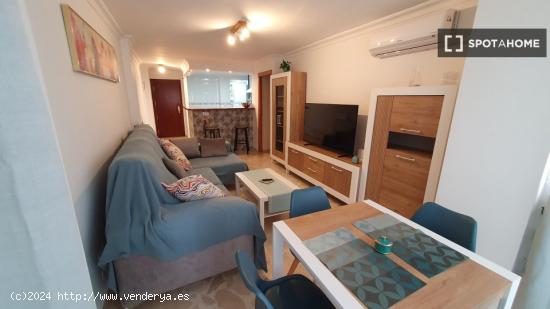 Apartamento entero de 3 dormitorios en Sevilla - SEVILLA