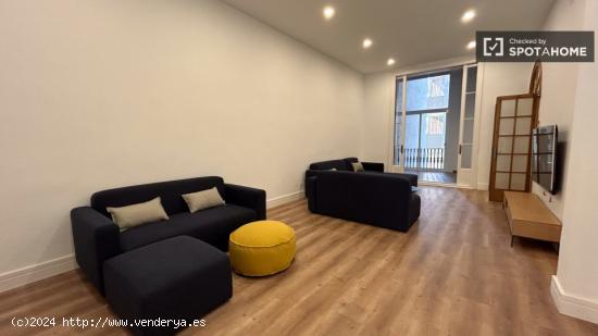 Habitaciones en alquiler en apartamento de 8 dormitorios en L'Eixample - BARCELONA