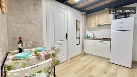 Apartamento tipo estudio en alquiler en La Isleta - LAS PALMAS