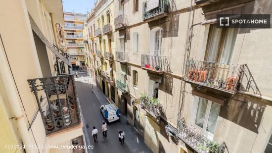 Apartamento de 2 dormitorios en alquiler en Gràcia - BARCELONA