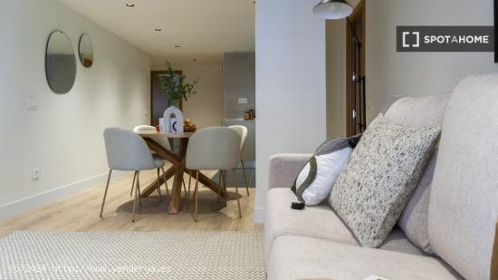 Apartamento de 2 dormitorios en alquiler en Chamartín, Madrid - MADRID