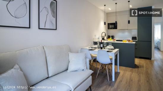 Apartamento entero de 3 habitaciones en Barcelona. - BARCELONA