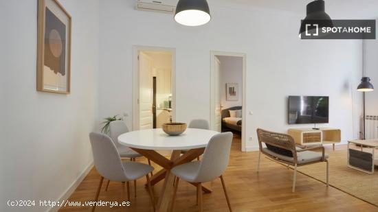 Encantador apartamento de 2 dormitorios en Barcelona - BARCELONA