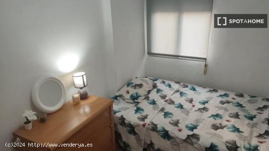 Habitación en piso compartido en valència - VALENCIA