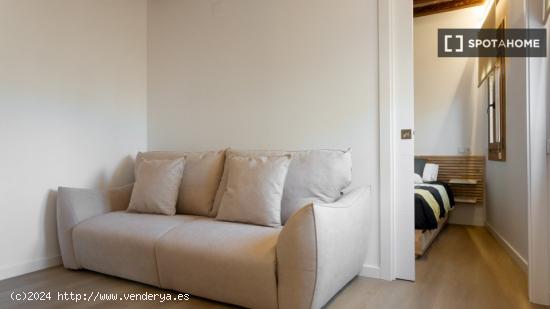 Apartamento de 2 dormitorios en alquiler en Ciutat Vella - BARCELONA