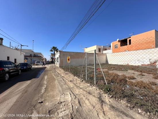 Solar urbano en Campohermoso - ALMERIA