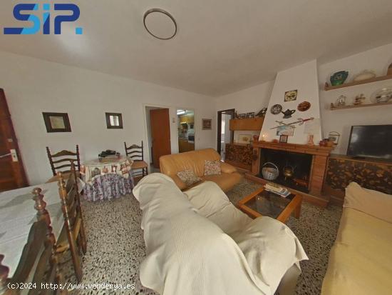 CASA EN VENTA. ZONA PONTONS. - BARCELONA