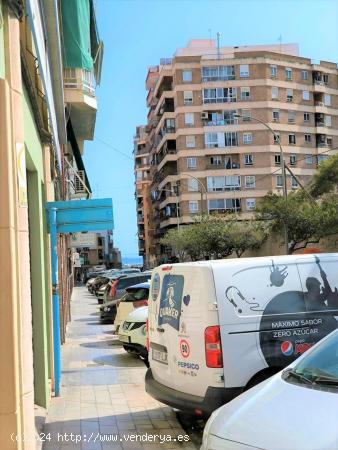  el piso de 3 dormitorios y 1 baño en distancia 50 m hasta la playa Postiget - ALICANTE 