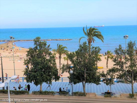 el piso de 3 dormitorios y 1 baño en distancia 50 m hasta la playa Postiget - ALICANTE