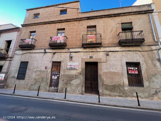  CASABANCO VENDE PLANTA BAJA DE CASONA EN EL CASCO ANTIGUO DE CÁCERES. - CACERES 