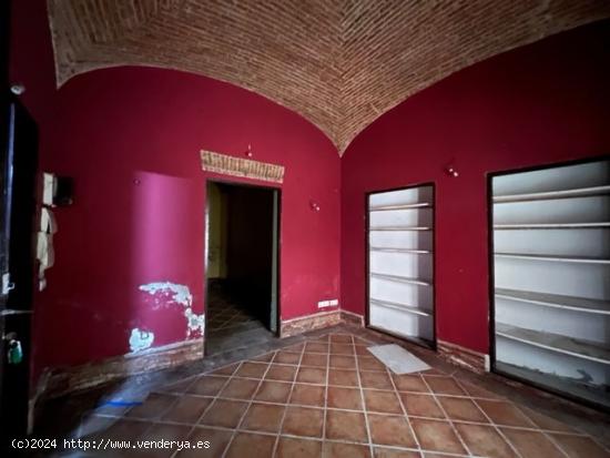 CASABANCO VENDE PLANTA BAJA DE CASONA EN EL CASCO ANTIGUO DE CÁCERES. - CACERES