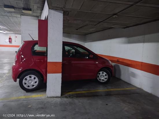 Tu Plaza de Garaje en el V Centenario. - CADIZ