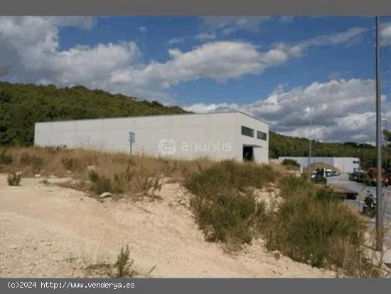 SOLAR SITUADO EN EL PARQUE EMPRESARIA DE CALAFELL - TARRAGONA