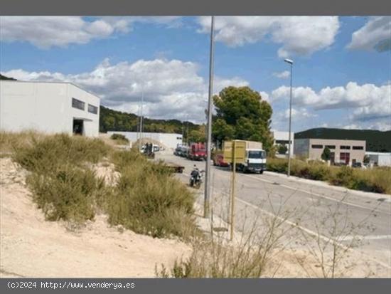 SOLAR SITUADO EN EL PARQUE EMPRESARIA DE CALAFELL - TARRAGONA