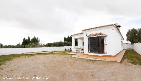 VENTA DE CHALET PINAR DE LOS FRANCESES / MARQUESADO - CADIZ