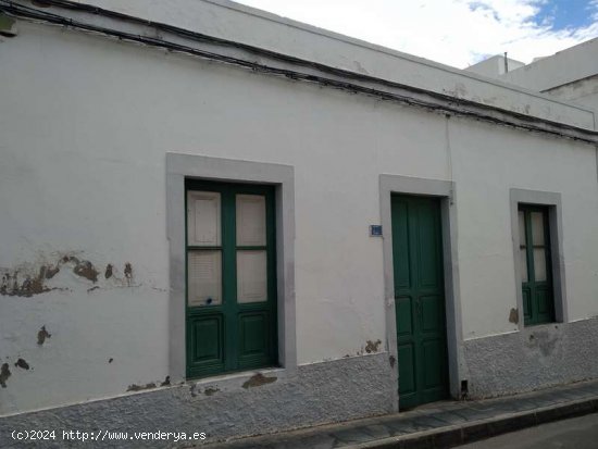 SE VENDE Terreno urbano disponible en el centro de Arrecife - Arrecife