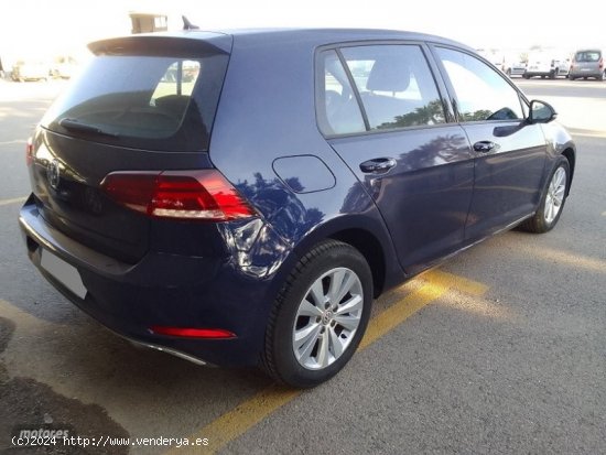 Volkswagen Golf GOLF 1.6 TDI DSG 115 CV. de 2018 con 145.000 Km por 16.500 EUR. en Murcia