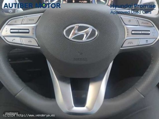 Hyundai Santa Fe Santa Fe 1.6TGDI PHEV Style 7pl 4WD 6AT de 2023 con 11.618 Km por 47.500 EUR. en Va