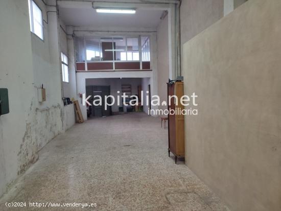  LOCAL COMERCIAL A LA VENTA EN BOCAIRENT - VALENCIA 