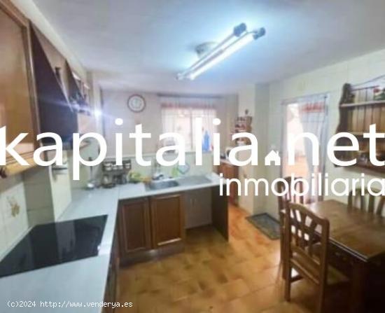 Piso a la venta en zona Santa Rosa de Alcoy (Alicante) - ALICANTE