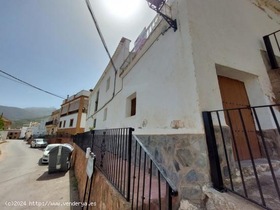 VIVIENDA EN BENECID - ALMERIA