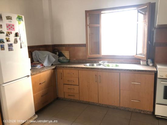  MAGNIFICA CASA CENTRICA EN VENTA EN ADRA - ALMERIA 