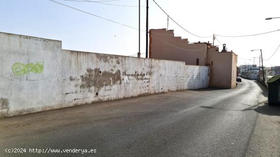 ¡TERRENO URBANO AMPLIA FACHADA, SAN ANTONIO TELDE! - LAS PALMAS