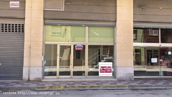 VENTA O ALQUILER DE LOCAL COMERCIAL EN BENIFAIO - VALENCIA