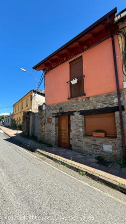 CASA DE PUEBLO EN ALBARES DE LA RIBERA! - LEON