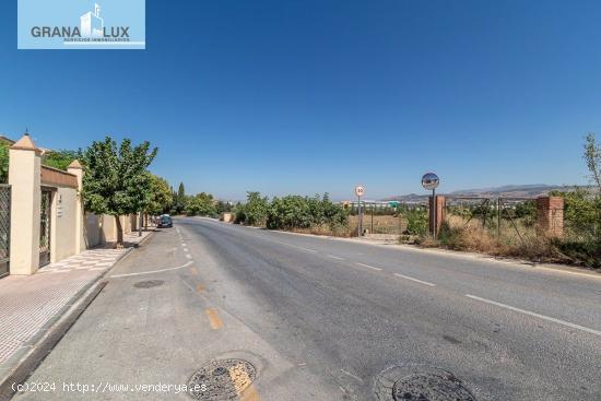  FINCA RÚSTICA EN ZONA INMEJORABLE, JUNTO C.C. ALHSUR - GRANADA 