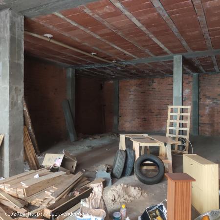 SE VENDE LOCAL COMERCIAL EN ZONA ALTA - LEON