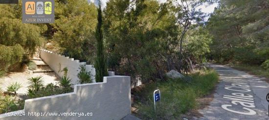 PARCELA EN URBANIZACION SIERRA DE ALTEA CON 1053 m2 EDIFICABLE, SIN VECINOS - ALICANTE