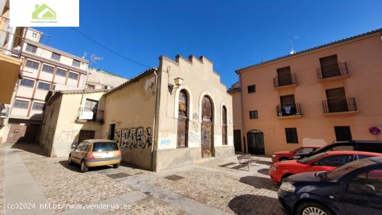 SOLAR EN VENTA EN ZONA PUENTE DE PIEDRA - ZAMORA