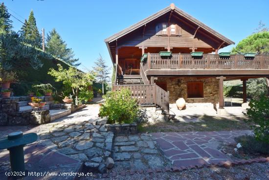 Espectacular chalet independiente en Collado Mediano, muy próximo al pueblo de Navacerrada. - MADRI