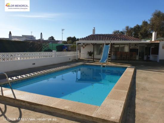 Magnífico chalet unifamiliar con piscina - BALEARES