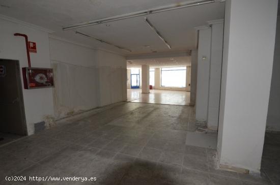 Urbis te ofrece un local comercial en venta en zona Garrido Sur, Salamanca. - SALAMANCA