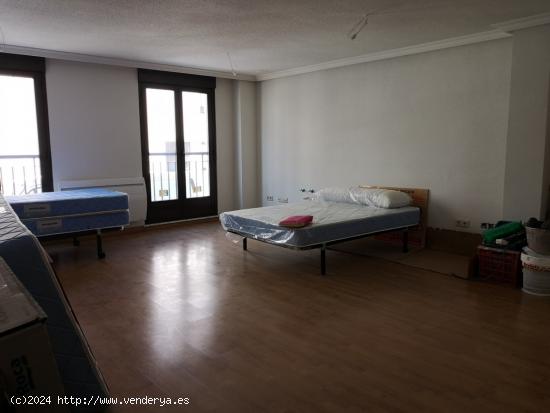 Urbis te ofrece un estupendo Loft en venta en La Fuente de S.Esteban, Salamanca. - SALAMANCA