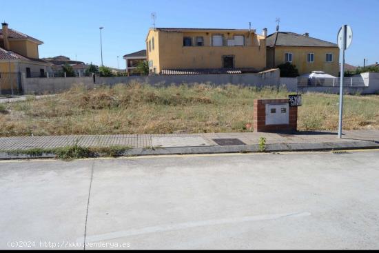 Urbis te ofrece un estupendo solar en venta en Ciudad Rodrigo, Salamanca. - SALAMANCA